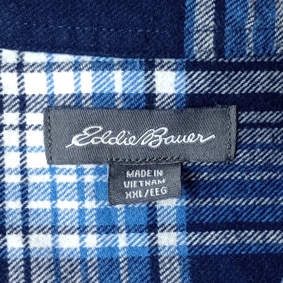 Eddie Bauer Blue & White Plaid Flannel Shirt — Cozy Casual Button-Up - Picture 4 of 7